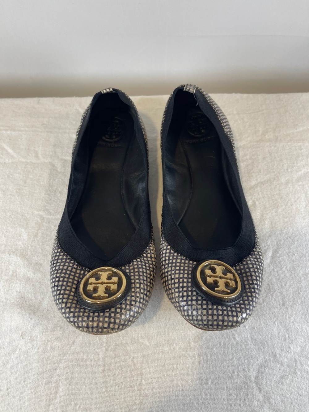Tory Burch Black and Beige Logo Round-Toe Ballet Flats